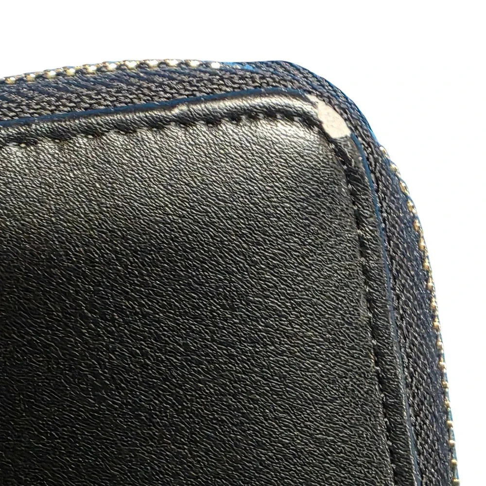 Bebe USA Black Leather‎ Zip Around Wallet Coin Purse Card Holder NWT